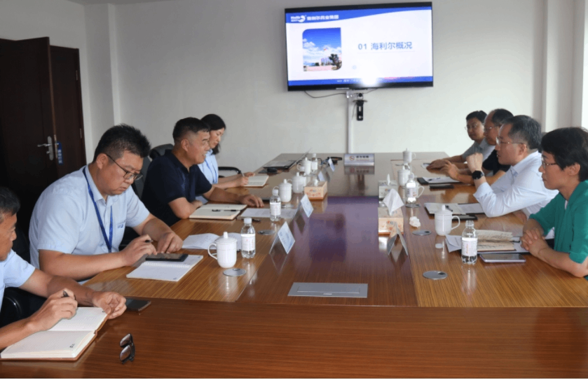 城陽區殷連剛區長一行來集團調研